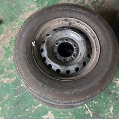 スチールタイヤ　195/80R15