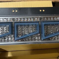 トラック テールランプ