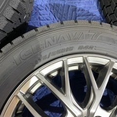 【受け渡し者決定】シエンタ　コンパクトカー　スタッドレス　１５㌅