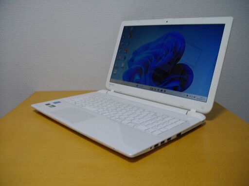 【決まりました】東芝 dynabook Satellite B35/35MW リュクスホワイト