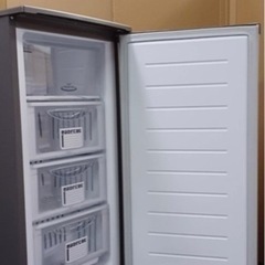 【受け渡し決定】自動霜取り 冷凍庫1番 SKM85F 2019年製