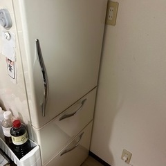 日立265L冷蔵庫　2012年製