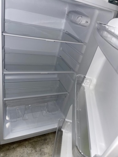 SHARP 118L 冷蔵庫 単身向け 耐熱天板【地域限定配送無料】 送料・設置込み 冷蔵庫 118L SHARP 2018年