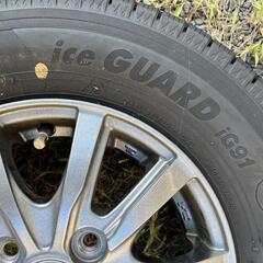 スタッドレスタイヤ　145/80R12  ICE GUARD 製造年2021 アルミホイール