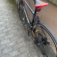 リサイクルショップどりーむ荒田店　No961 エコNo17256X ロードバイク　２８インチ　カノーバ―　ウラノス　ギア切り替え３×７段変速　カッコいいロードバイクです♪
