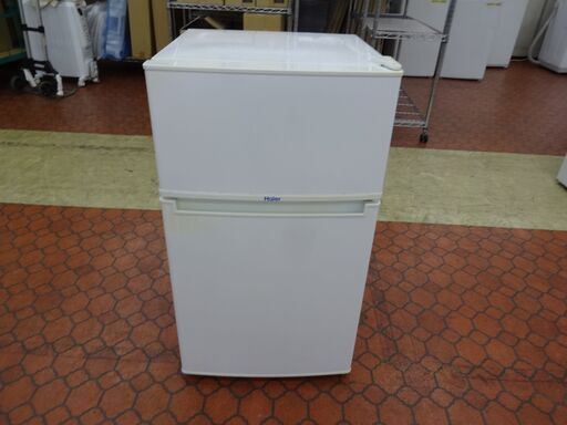 ID 150300　冷蔵庫２ドア　ハイアール　85L　２０１７年　JR-N85A
