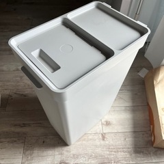 IKEA ゴミ箱＆メッシュラック