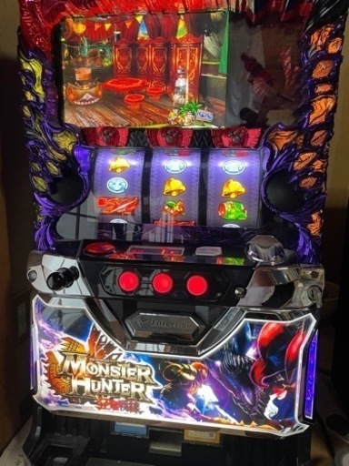 スロット実機　モンスターハンター狂竜戦線パチスロ　。\n