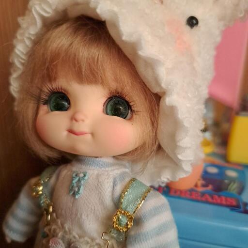 Dollの人形