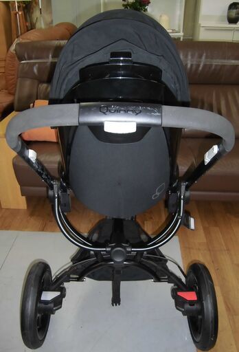 R440 高級 クイニー ムード Quinny Moodd ブラックディヴォージョン 三輪ベビーカー Used・美品 R440 高級 クイニー ムード Quinny Moodd ブラックディヴォージョン