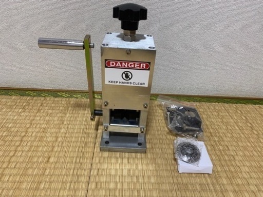 値下げ　電線皮剥き器