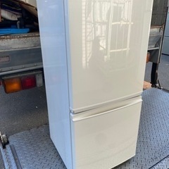 福岡市内配送無料 シャープ SHARP SJ-D14B-W [冷蔵庫(137L・つけかえ