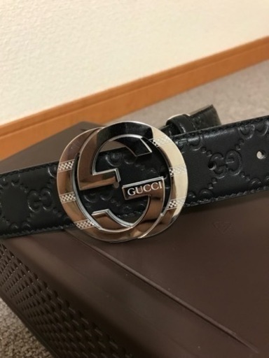 GUCCIベルト　1万円