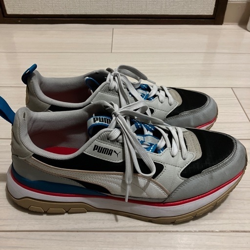 PUMAスニーカー/26.0/ガンダムカラー/美品/人気カラー／現状品/used-