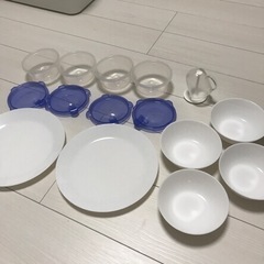 IKEA食器、ご飯冷凍容器　うがいコップなど