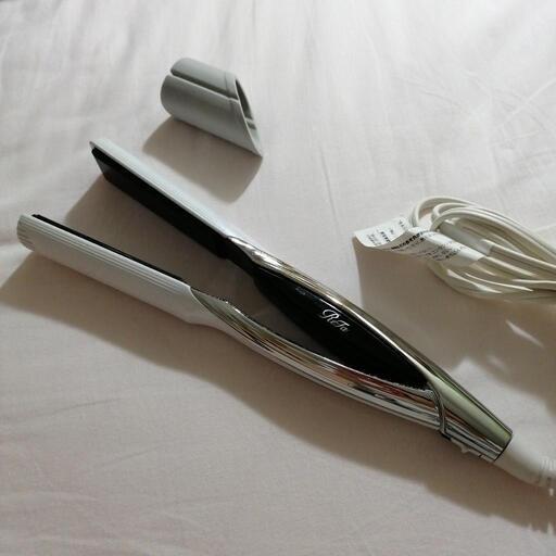 【最終お値下げ】Rifa ストレートヘアアイロン シルバー 新品未使用】ReFa ストレートヘアアイロンプロ シルバー 値下】リファ