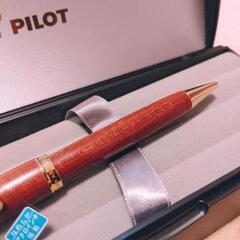 【新品　定価11000円】PILOT　ボールペン