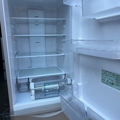 日立　冷凍 冷蔵庫　3ドア 内容積315L（R-S3200HV）
