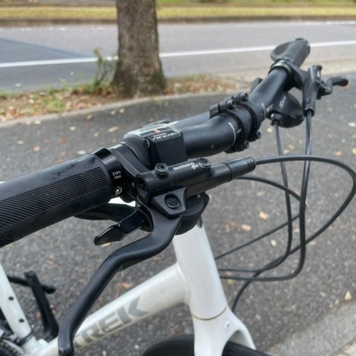 クロスバイク FX3 身長175-186cm トレック 定価9万円 2020 TREK クロス