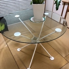 ガラス円テーブル