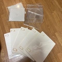 CD DVDケース5箱+6枚