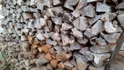 【売約済み】‼️今年も薪あります。① 売約済み】‼️今年も薪あります。①