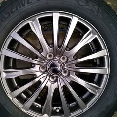 値下げ　ライズハイブリット用スタッドレスタイヤ