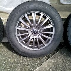値下げ　ライズハイブリット用スタッドレスタイヤ