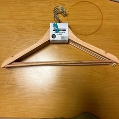 ニトリ　木製ハンガー　10本