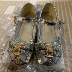 キラキラ　シンデレラの様な靴　美品