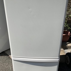 RKGRE-213】特価！Panasonic/138L 2ドア冷凍冷蔵庫/NR-B14CW-W/中古品 