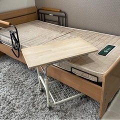 介護ベッド　テーブル