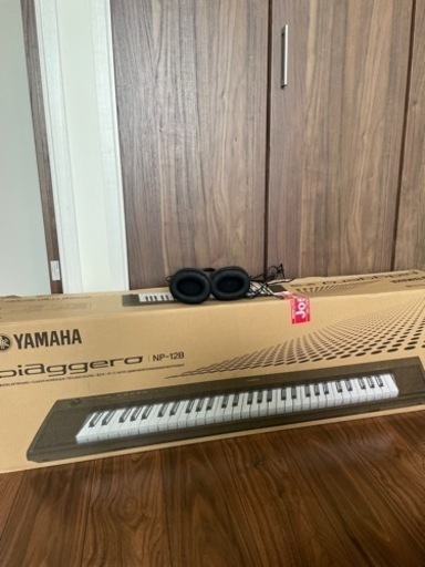 電子ピアノ　YAMAHA