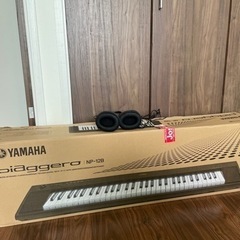 電子ピアノ　YAMAHA