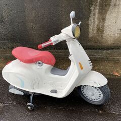 電動乗用玩具 Vespa　ベスパ 電動乗用バイク　おもちゃ 3～8歳