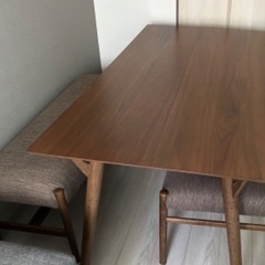 ダイニングテーブル　4人掛け椅子セット