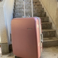 16周年記念セール‼️中古■大型スーツケース■ピンク