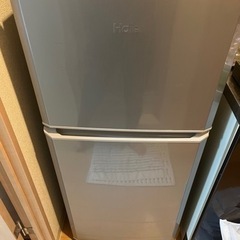 冷蔵庫　ハイアール　ノンフロン冷凍冷蔵庫（121L）
