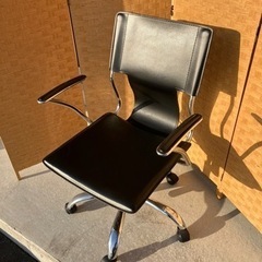 【引取】椅子 オフィスチェア 回転式