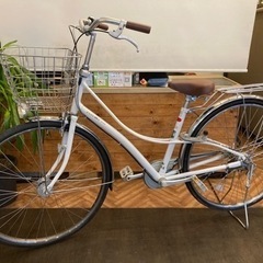 【ブリヂストンLOCOCO ベルトドライブ！後輪チューブ新品！】LEDオートライト　内装3段　27インチ自転車　ホワイト