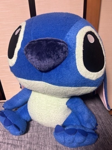 超特大スティッチのぬいぐるみ