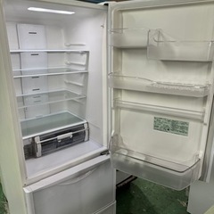 ☆HITACHI☆2018年製☆375L☆3ドア☆簡易清掃済☆