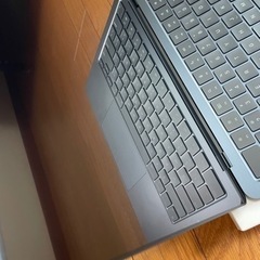 新品同様 M2チップ搭載13インチMacBook Air - ミッドナイト