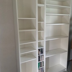 IKEAの本棚です