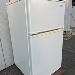 ■2ドア冷凍冷蔵庫 90L YRZ-C09B1■ヤマダ電機 20...