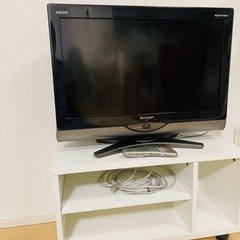 シャープAQUOS テレビ26型＆テレビ台(ニトリ)のセット