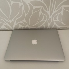 美品　MacBook Air