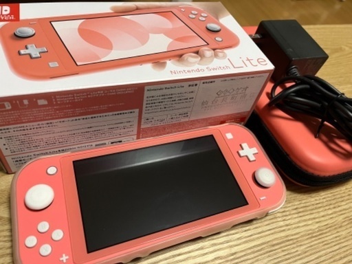 Nintendo Switch lite 本体
