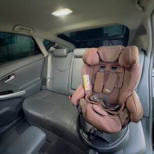 ⭐️アップリカ チャイルドシート フラディアグロウ isofix ブラウン