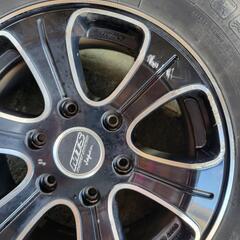 ハイエース　タイヤとホイールセット